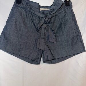 Banana Republic Mid Waist blueish Grey Shorts NWT